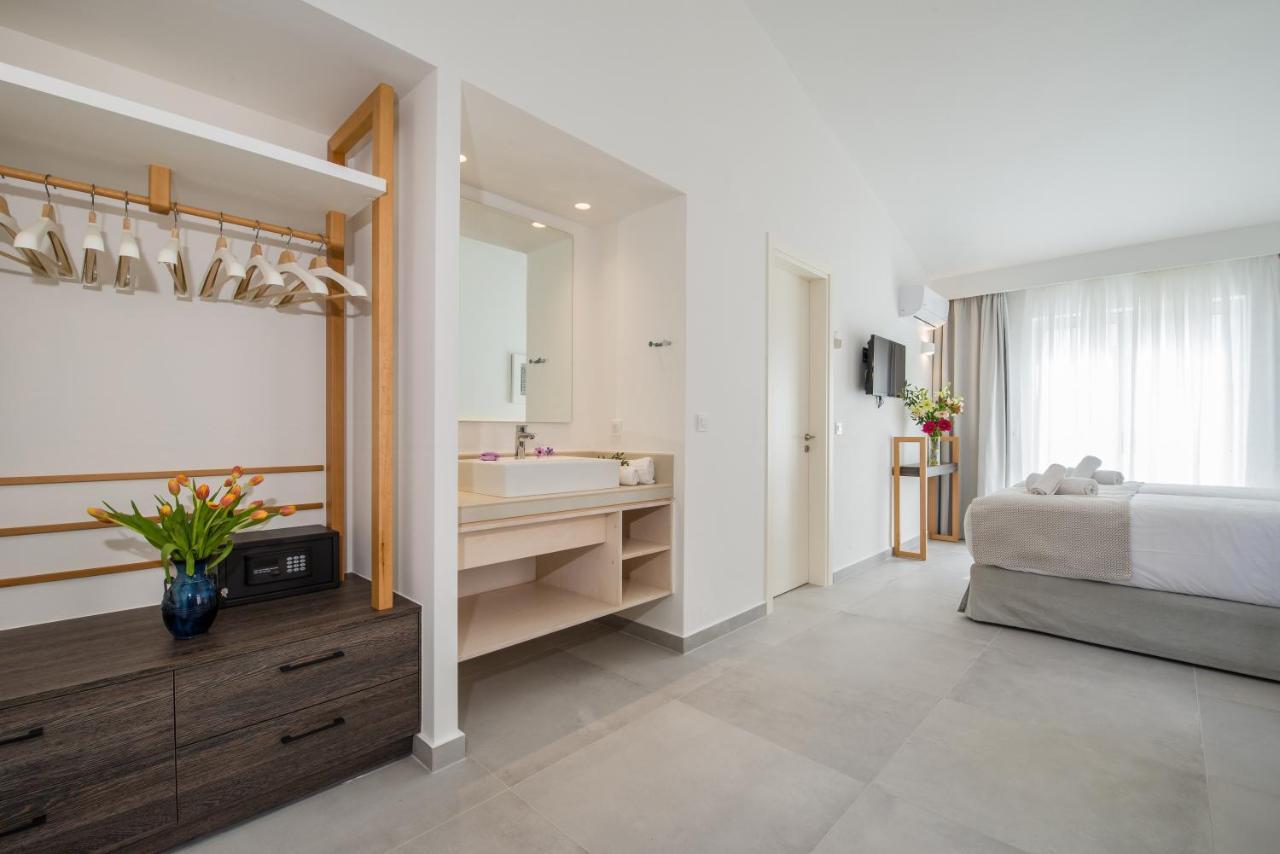 קאטו דרטסו Lotus Hotel Apartments מראה חיצוני תמונה