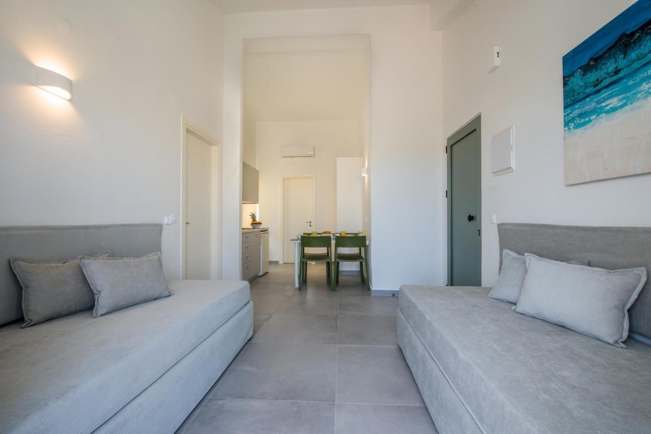 קאטו דרטסו Lotus Hotel Apartments מראה חיצוני תמונה