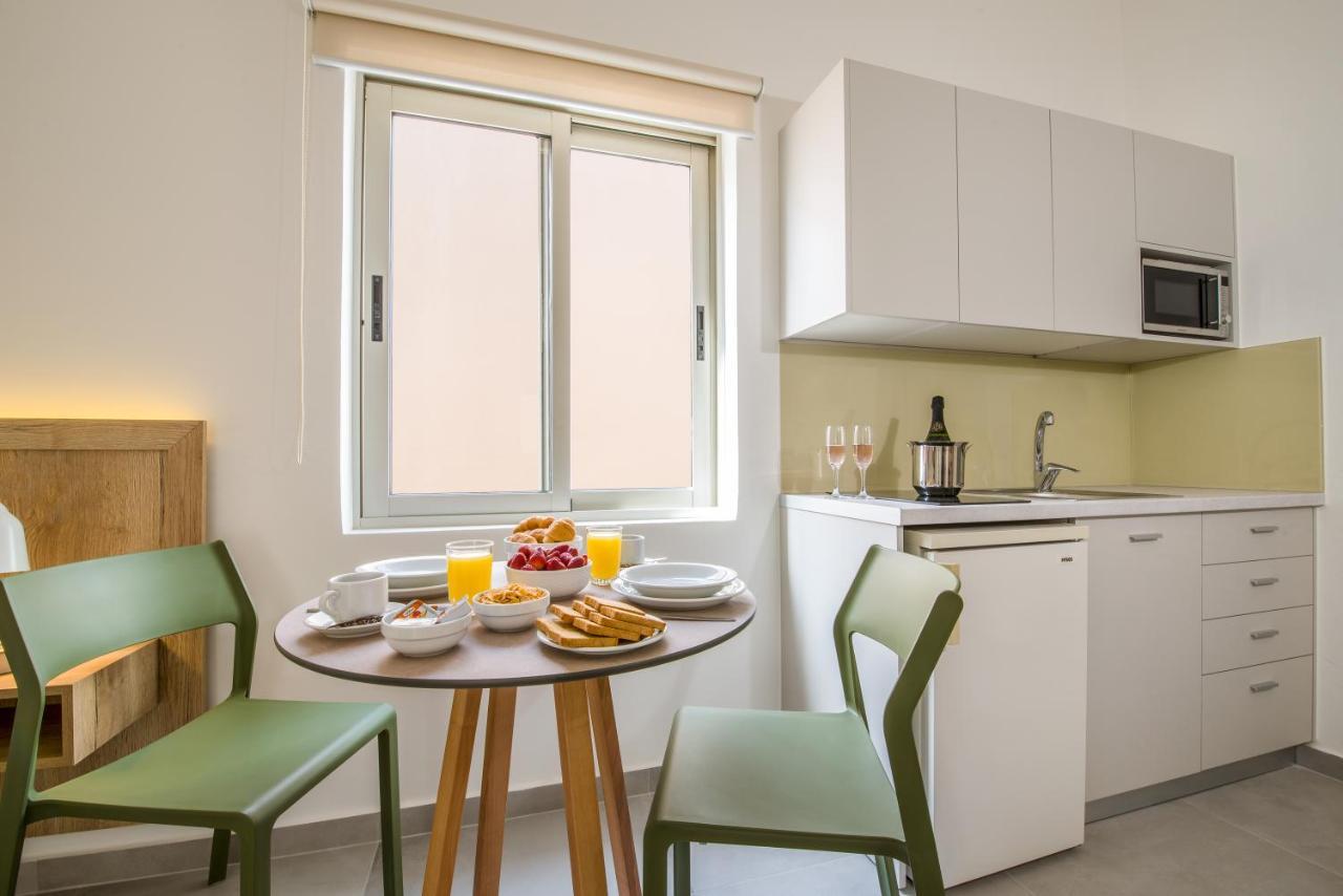 קאטו דרטסו Lotus Hotel Apartments חדר תמונה