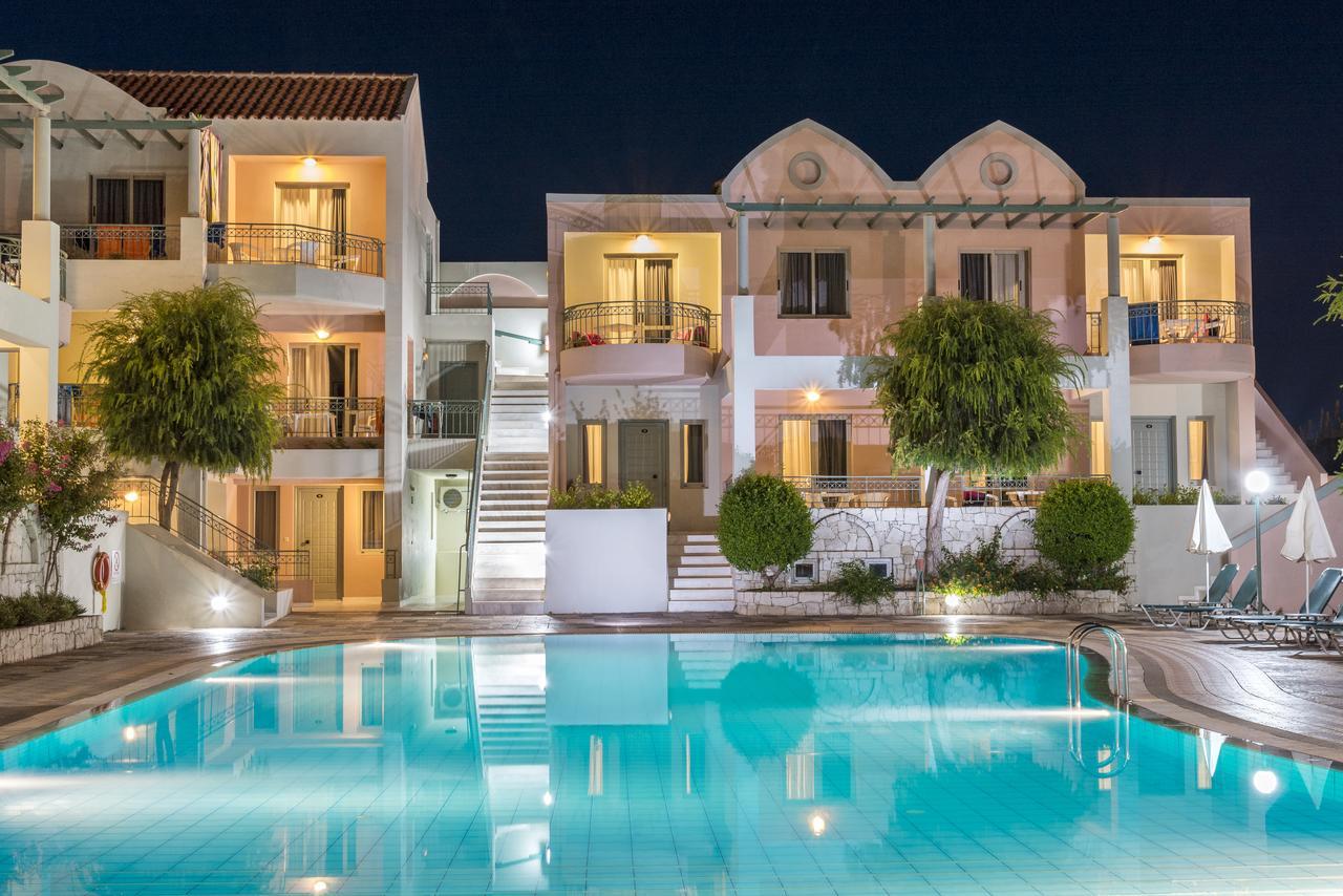 קאטו דרטסו Lotus Hotel Apartments מראה חיצוני תמונה