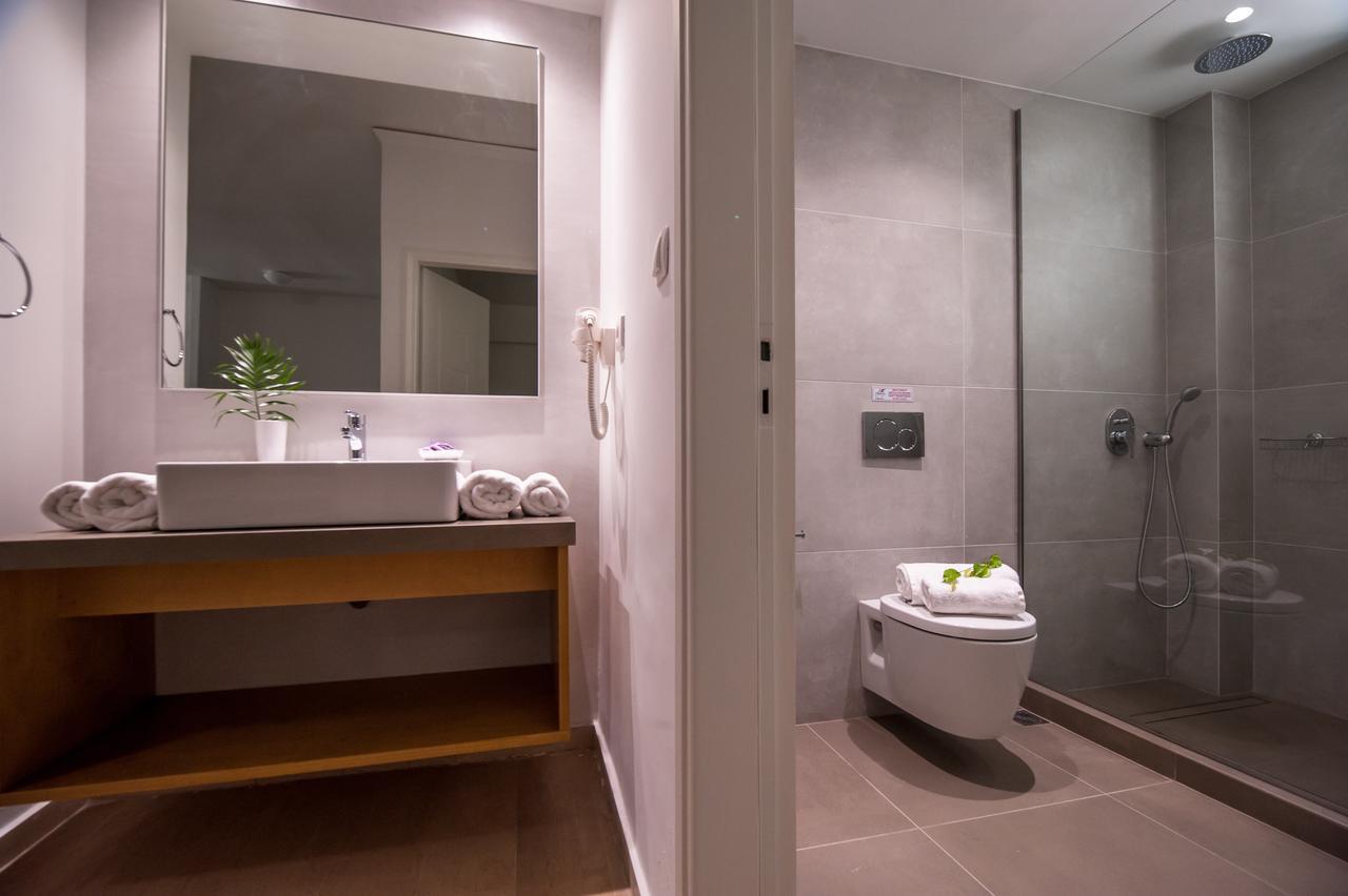 קאטו דרטסו Lotus Hotel Apartments מראה חיצוני תמונה