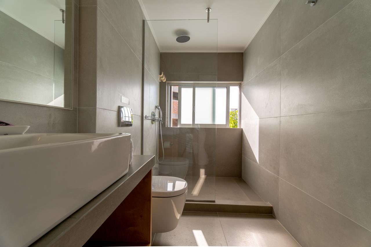 קאטו דרטסו Lotus Hotel Apartments מראה חיצוני תמונה