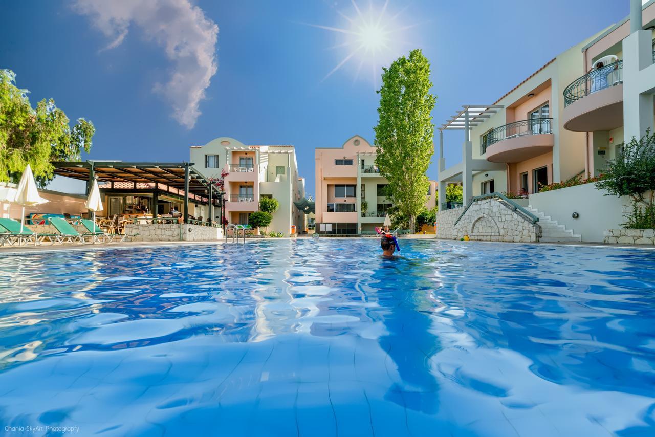 קאטו דרטסו Lotus Hotel Apartments מראה חיצוני תמונה